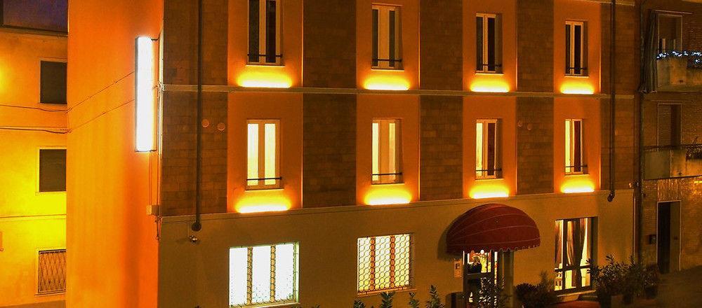 Hotel Due Spade Fidenza Ngoại thất bức ảnh