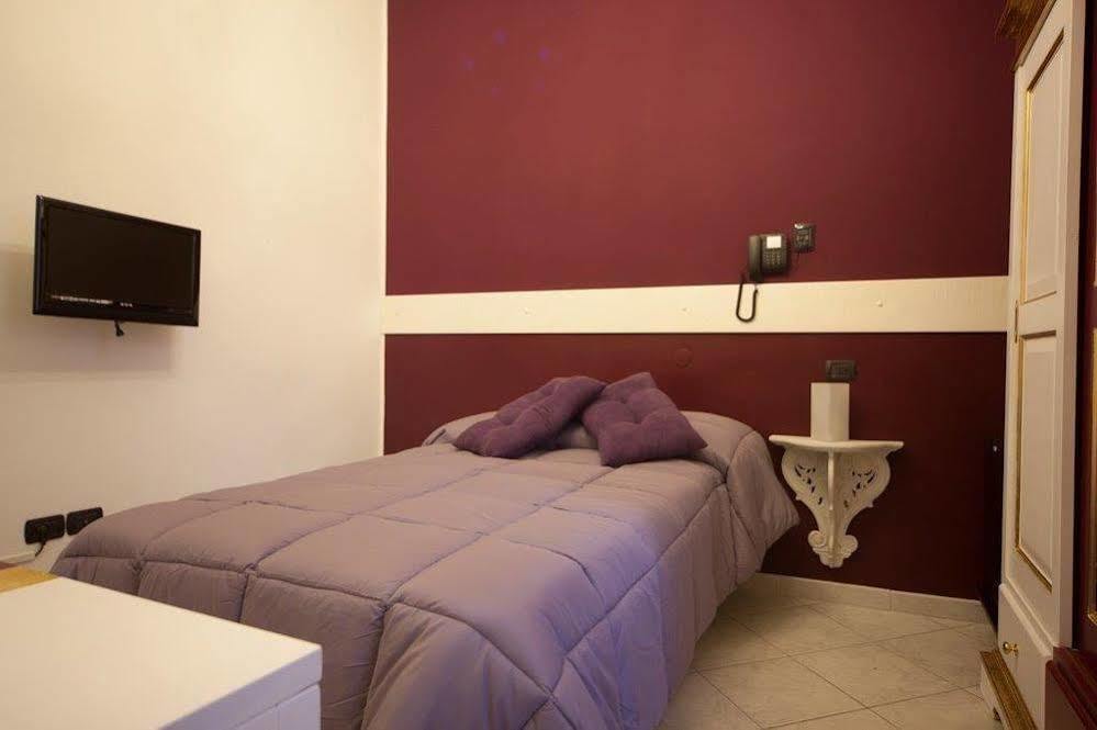 Hotel Due Spade Fidenza Ngoại thất bức ảnh